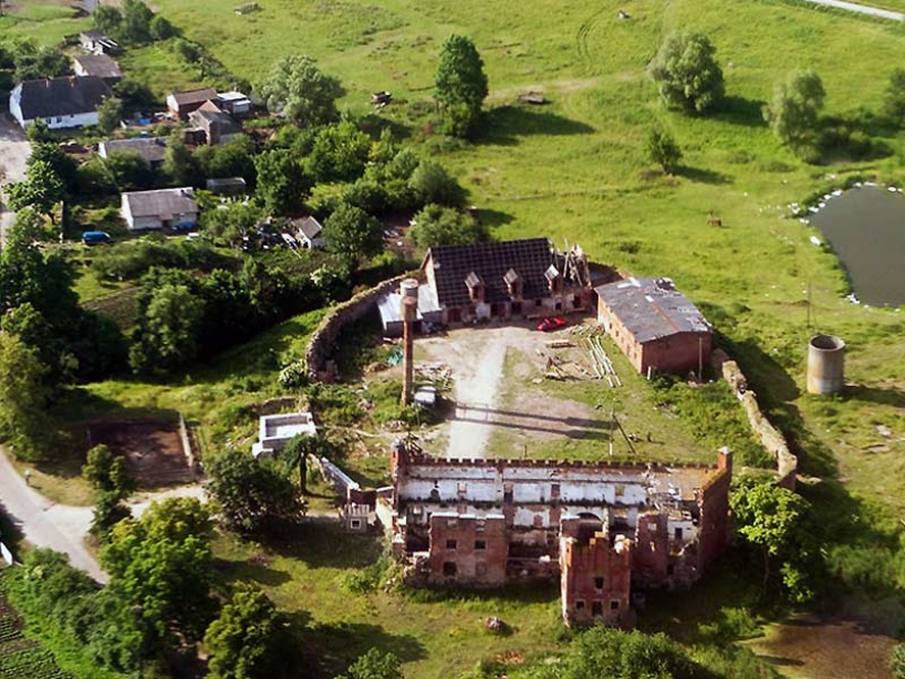 Замок шаакен в калининградской области фото